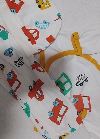 Bebek pijama takımı