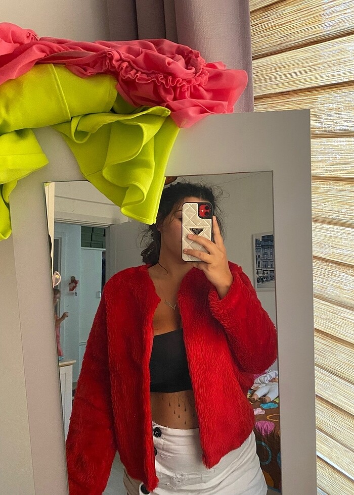 kırmızı kürk - Görsel 4