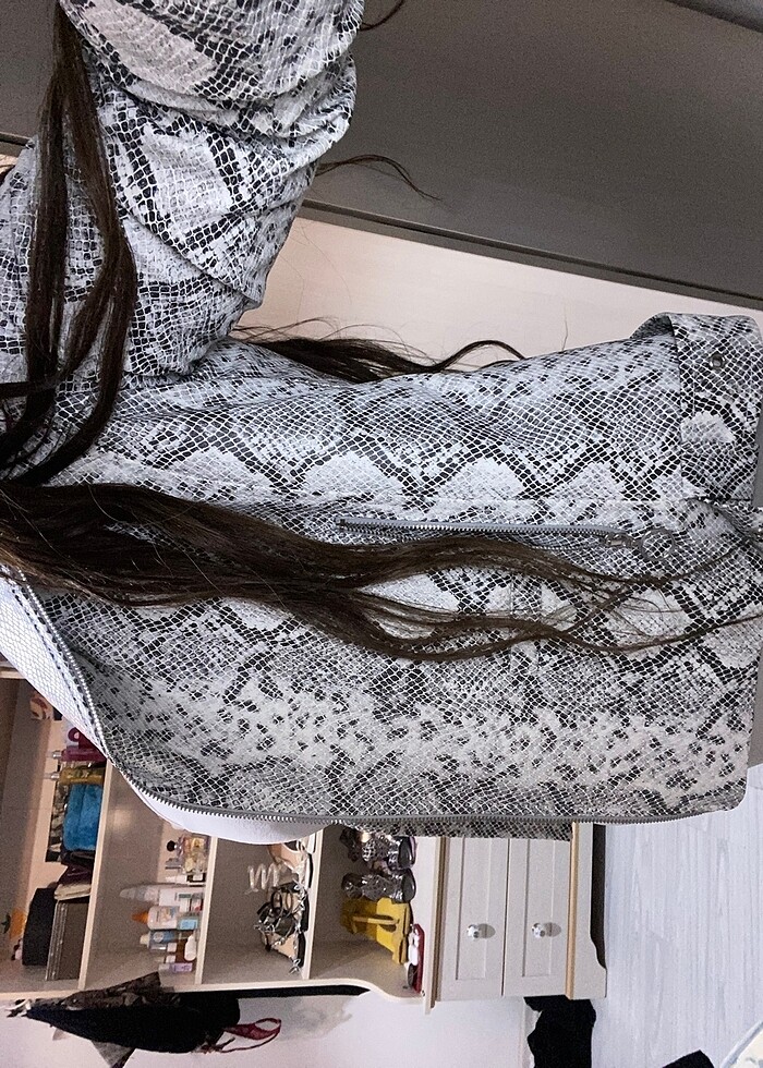 yılan desenli deri ceket - Görsel 3