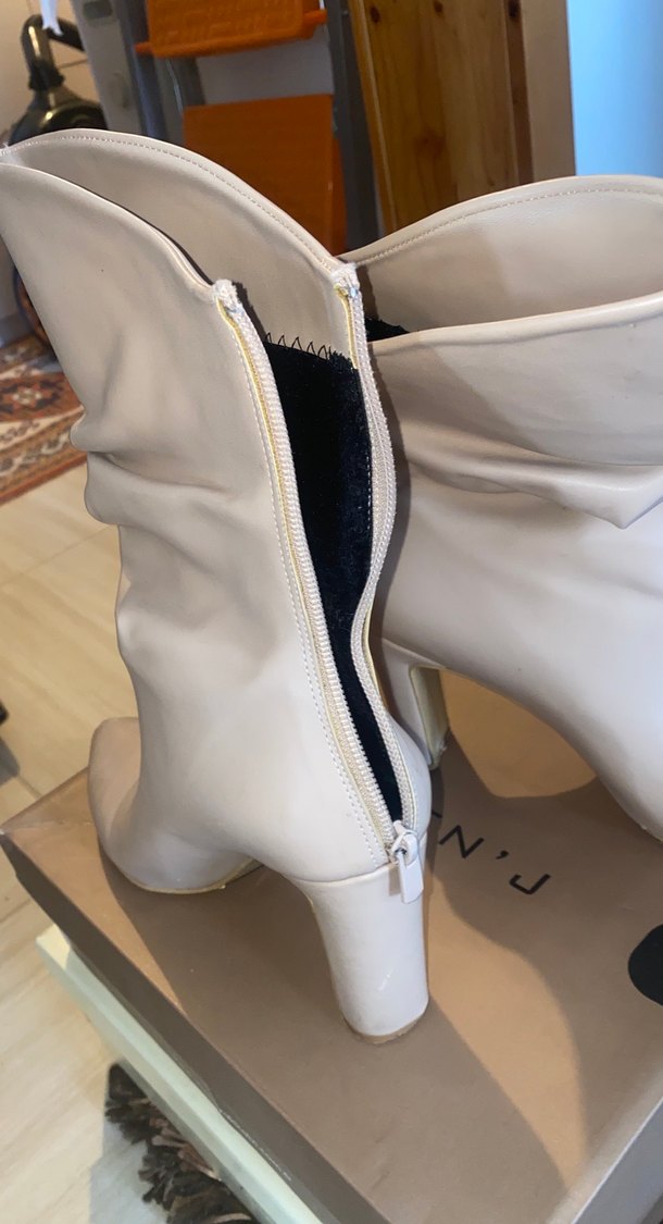 Beyaz Deri Stiletto Topuklu Kadın Bot çizme - Görsel 3