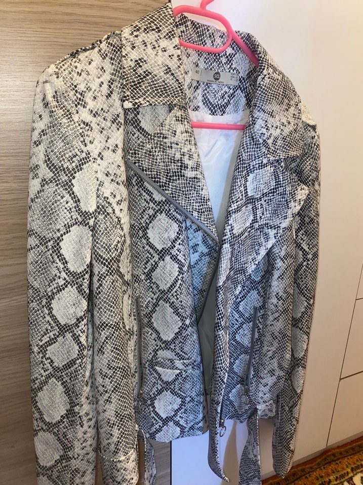 Yılan Desenli Deri Ceket - Görsel 3