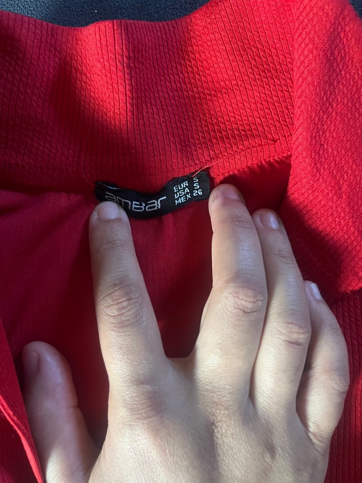 Kırmızı Yüksek Yakalı Kısa Kollu Uzun Elbise - Görsel 3