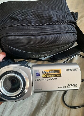 Sony 30Gb handycam video camera DCR-SR45