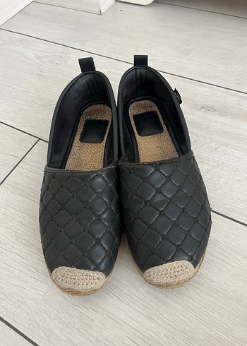 İnci 37 no siyah espadril ayakkabı, önü hasır detaylı - Görsel 2