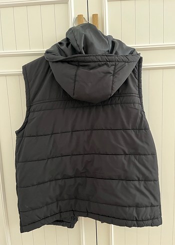 Koton M beden kapüşonlu siyah yelek - Görsel 4