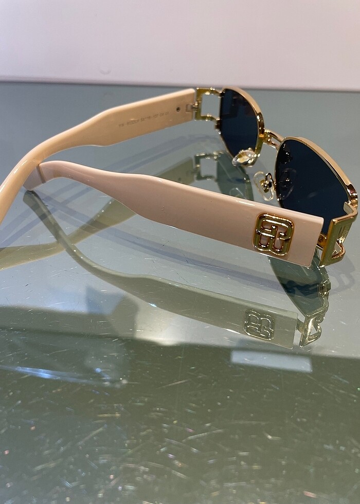 ANGEL EYES HALKALI KREM GÜNEŞ GÖZLÜĞÜ - Görsel 3