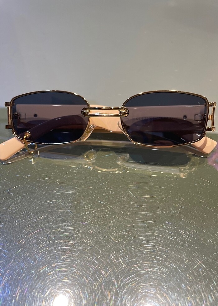 ANGEL EYES HALKALI KREM GÜNEŞ GÖZLÜĞÜ - Görsel 4