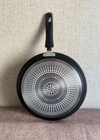 Beden Tefal Titanyum 6X tüm ocaklara uyumlu tava