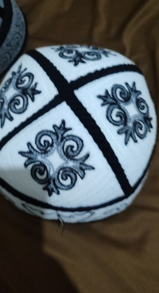 Grorjinal kırgızistan takesi - Görsel 3