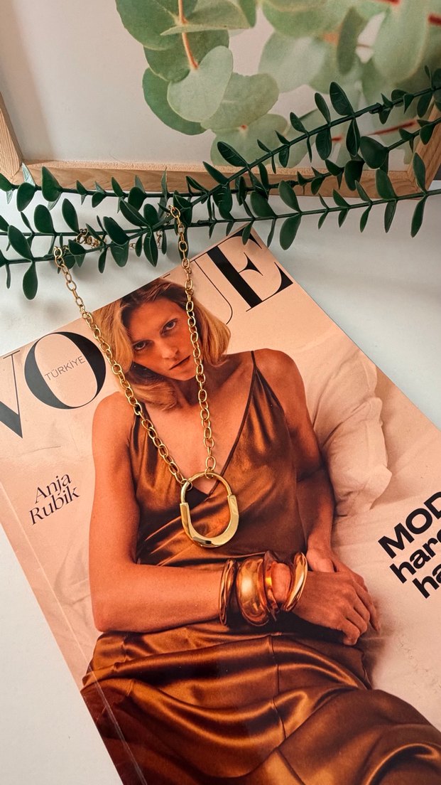 Uzun Zincir Detaylı Altın Kadın Kolye - Görsel 2