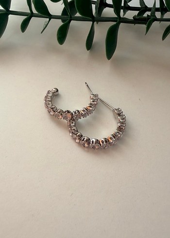 Bej Mini İşlemeli Kadın Küpeler - Görsel 2