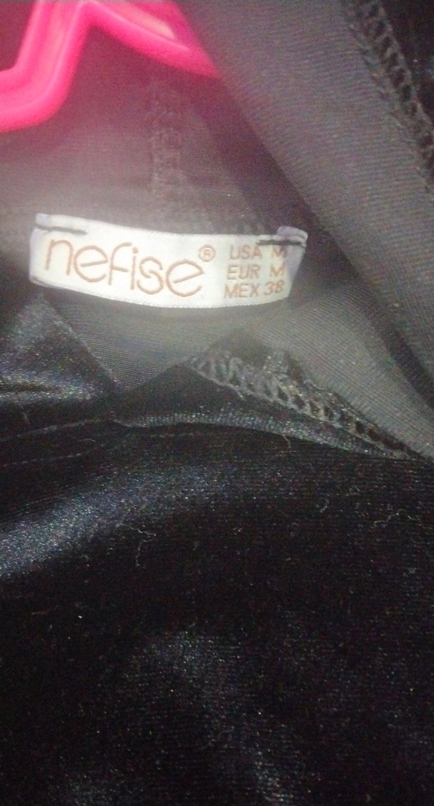 Uzun Kollu Siyah Payetli Kadın Tunik - Görsel 3