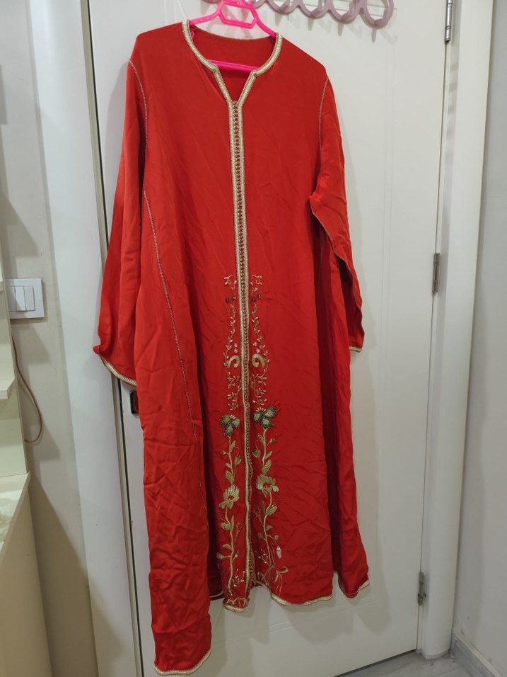 Turuncu Nakışlı Uzun elbise - Görsel 3