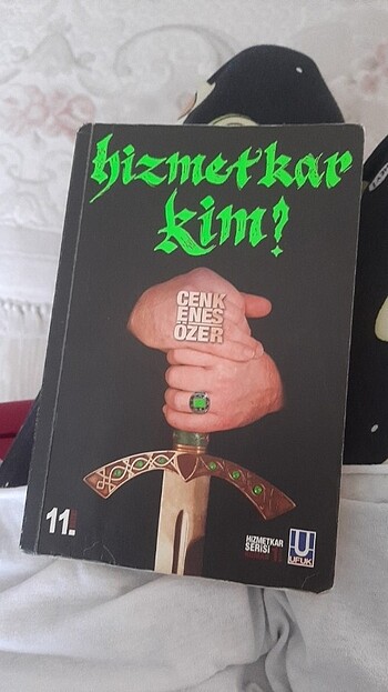 Hizmetkar Kim? - Cenk Enes Özer