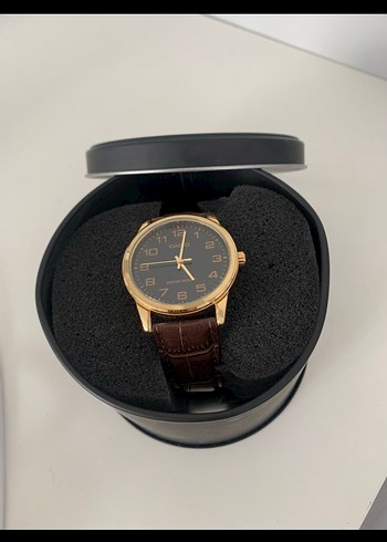 Derimod Kahverengi Deri ceket casio saat