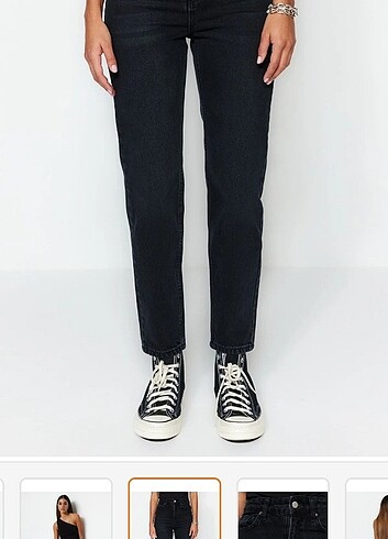 Siyah mom jean