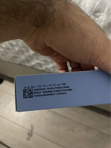  Beden İKİ TANE MAD ERKEK PARFUM 1 defa sıkıldı