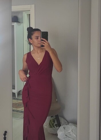 Abiye, bordo volanlı elbise