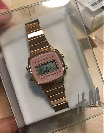 H&M saat