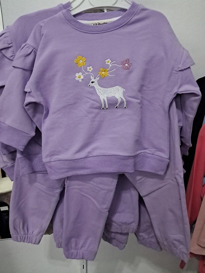 Kız Çocuk Lila Nakışlı Sweatshirt ve Eşofman - Görsel 2