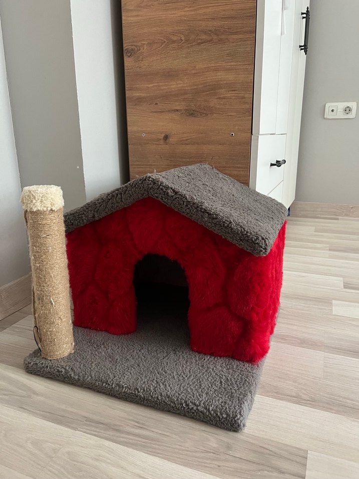 Gri Kedi Evi ve Tırmalama Direği - Görsel 2