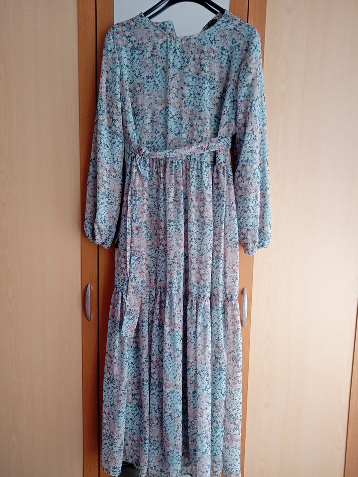 Uzun  Elbise42,44,46 bedenlerde - Görsel 3