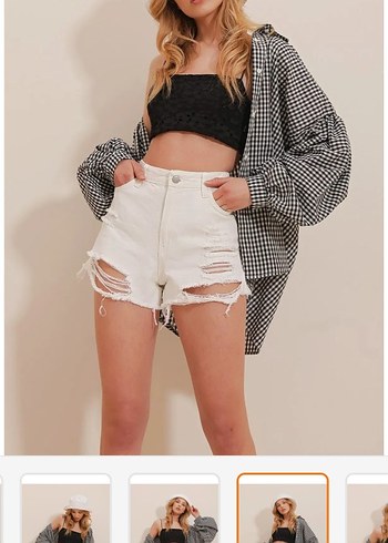 Zara Düğmeli Beyaz Mini Kot Şort