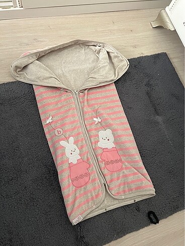 Fermuarlı çocuk battaniyesi çok kullanışlı ve iyi durumda