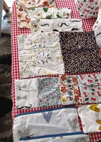 Beden çeşitli Renk Çiçek ve Kalp Desenli Fermuarlı Bez Çantalar fiyat sorun