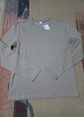 s Beden Defacto Erkek Slim Fit Uzun Kollu Basic Tişört