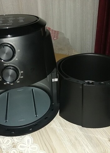 Airfryer Kumtel 5.5 lt sıfır ürün 