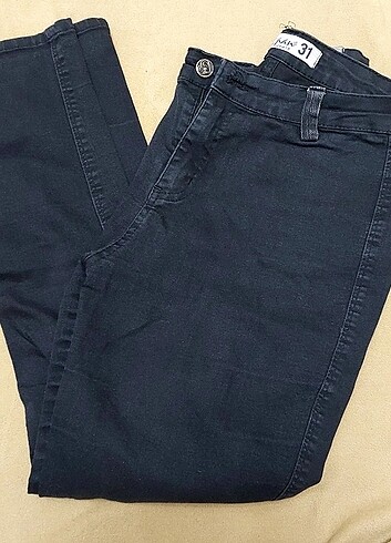 31 Beden siyah Renk Siyah jean