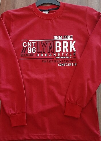Kırmızı sweatshirt 