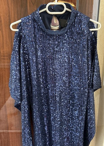 Uzun Kollu pullu omuz detaylı şık bluz - Görsel 2