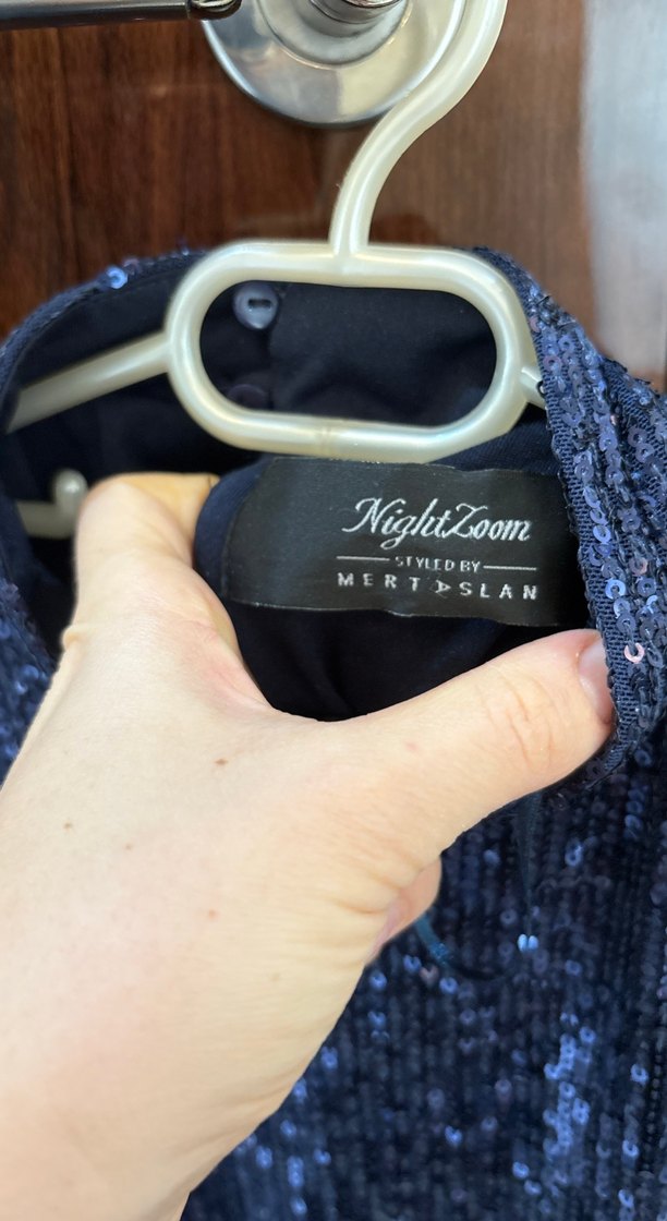 Uzun Kollu pullu omuz detaylı şık bluz - Görsel 4