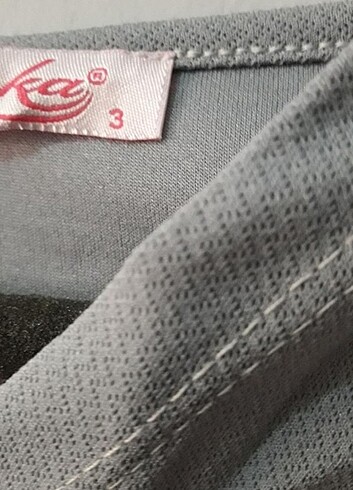42 Beden gri Renk Kadın gri üst 38 40 arası