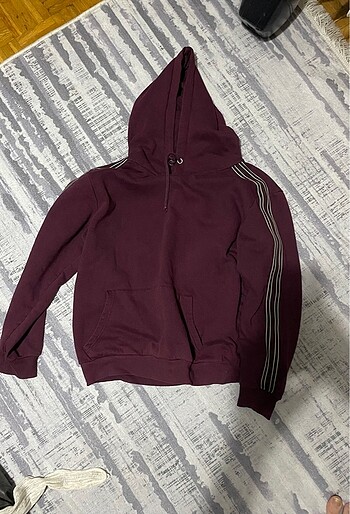Kapüşonlu sweatshirt