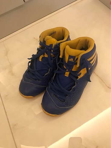 36 Beden Adidas basket ayakkabısı