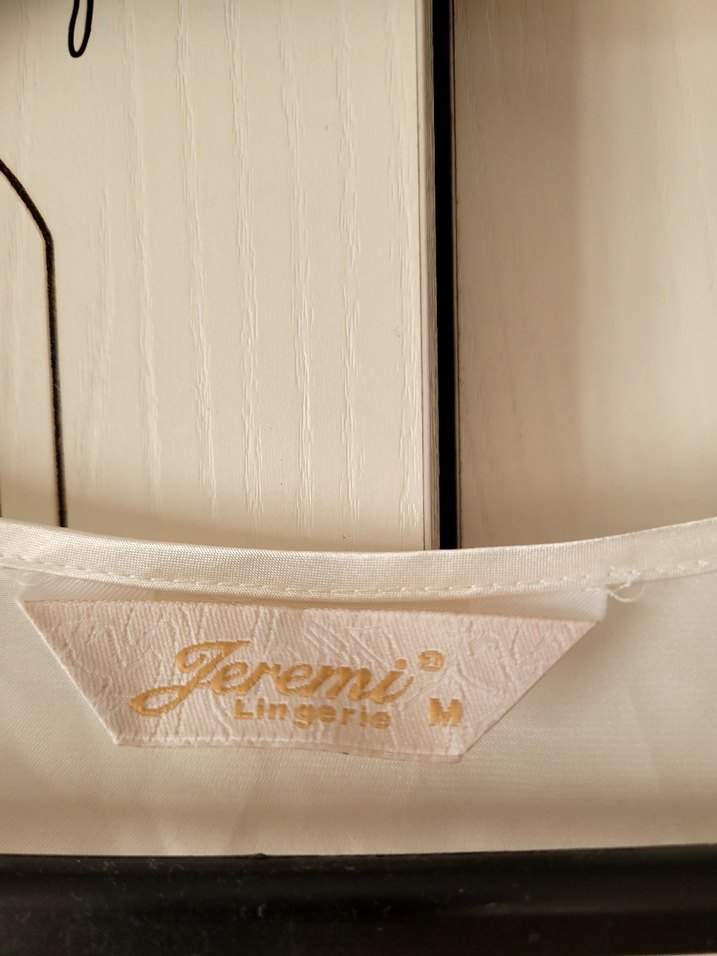 nakışlı saten sabahlık - Görsel 2