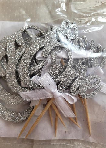 Beyaz İlk Yaş Cupcake Süsü - Görsel 2