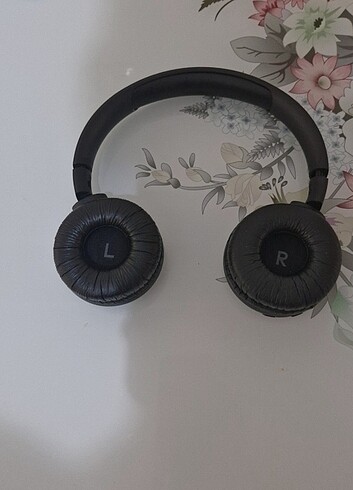 JBL 570BT