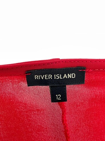 38 Beden kırmızı Renk River Island Kısa Elbise %70 İndirimli.