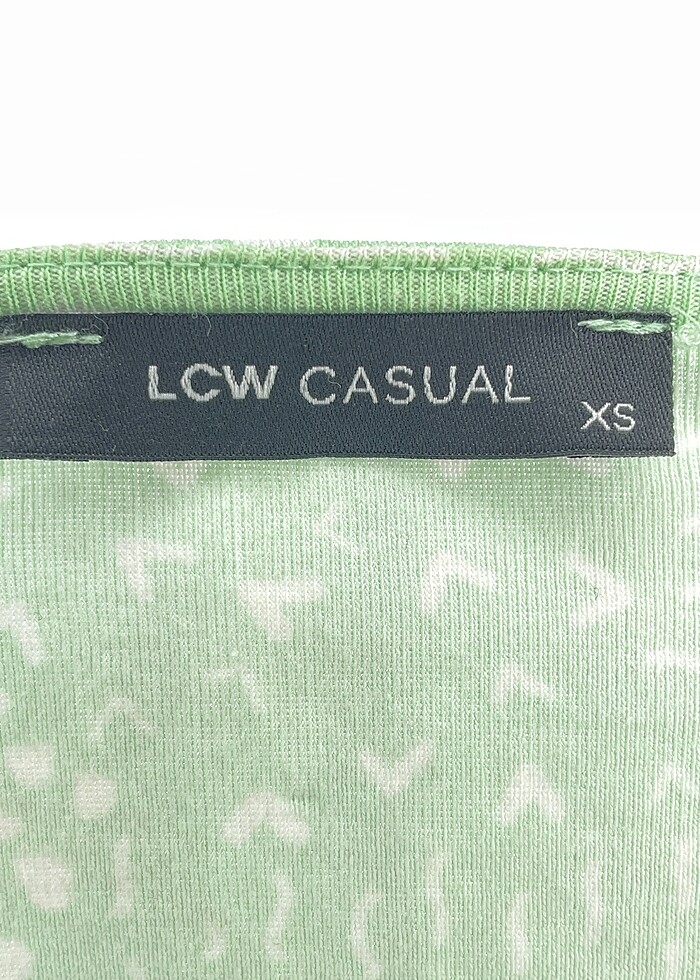 LC Waikiki Bluz %70 İndirimli. - Görsel 4