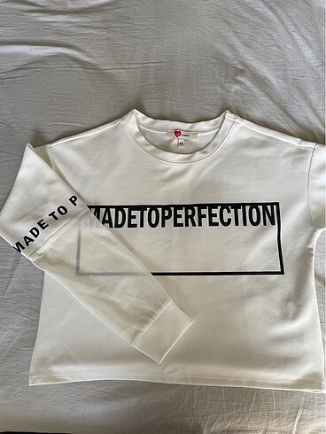 Tül Detaylı Sweatshirt