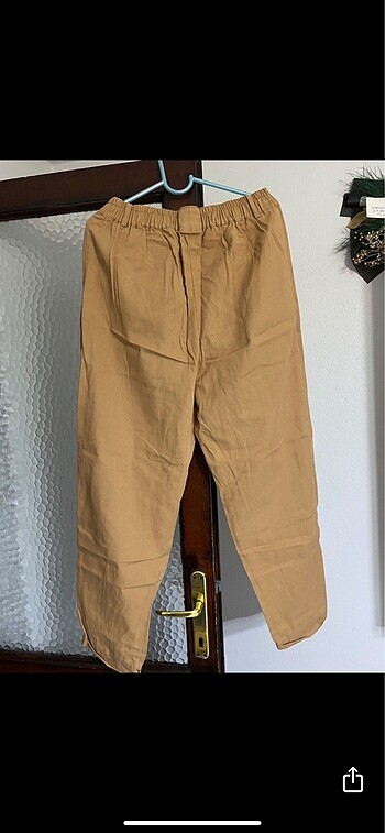 l Beden camel Renk PAÇASI PİLELİ CAMEL PANTOLON
