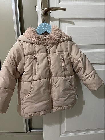 Zara mont