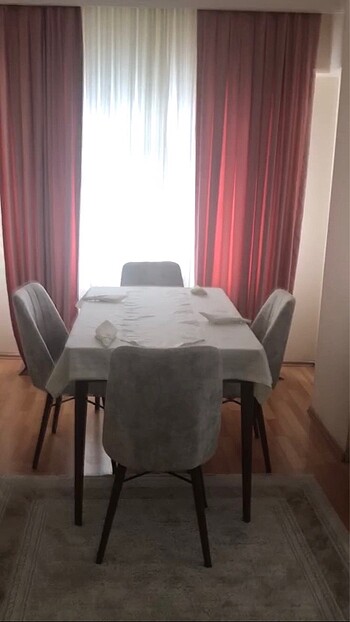 Yemek masası