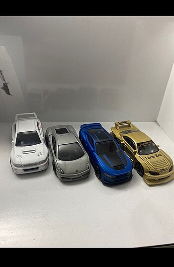 Karışık hotwheels