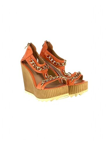 Vintage Love PreLoved Dolgu Topuk %70 İndirimli.
