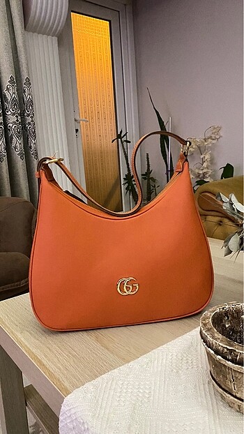 Gucci Hiç kullanılmadı orjinal deridir